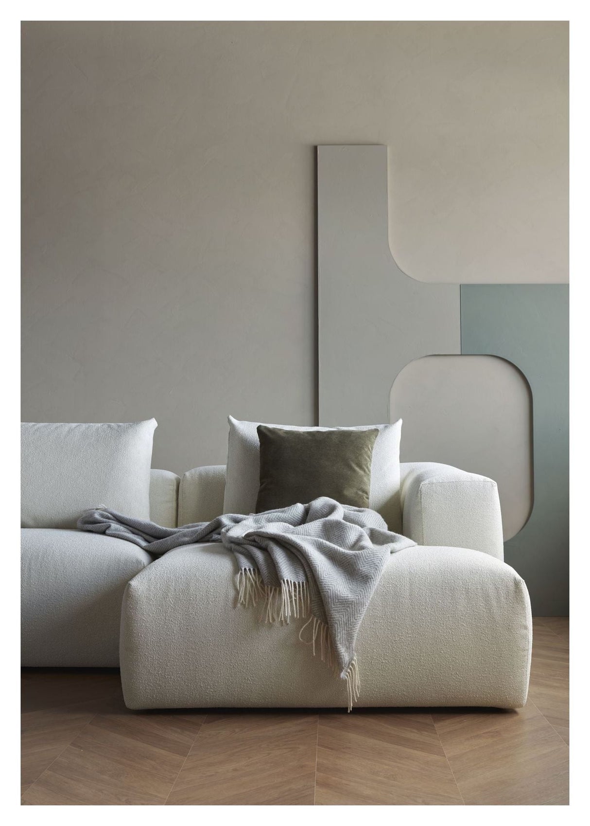 Kornum soffa med schäslong höger, offwhite bouclé