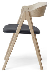 Mette Dining Chair, Oak/White Oil Sydney Black Leather, Wood Back