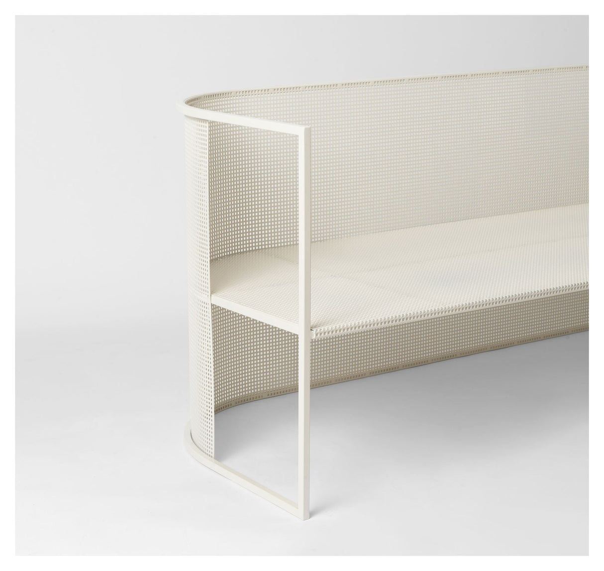 Bauhaus Lounge Bench, Beige Steel