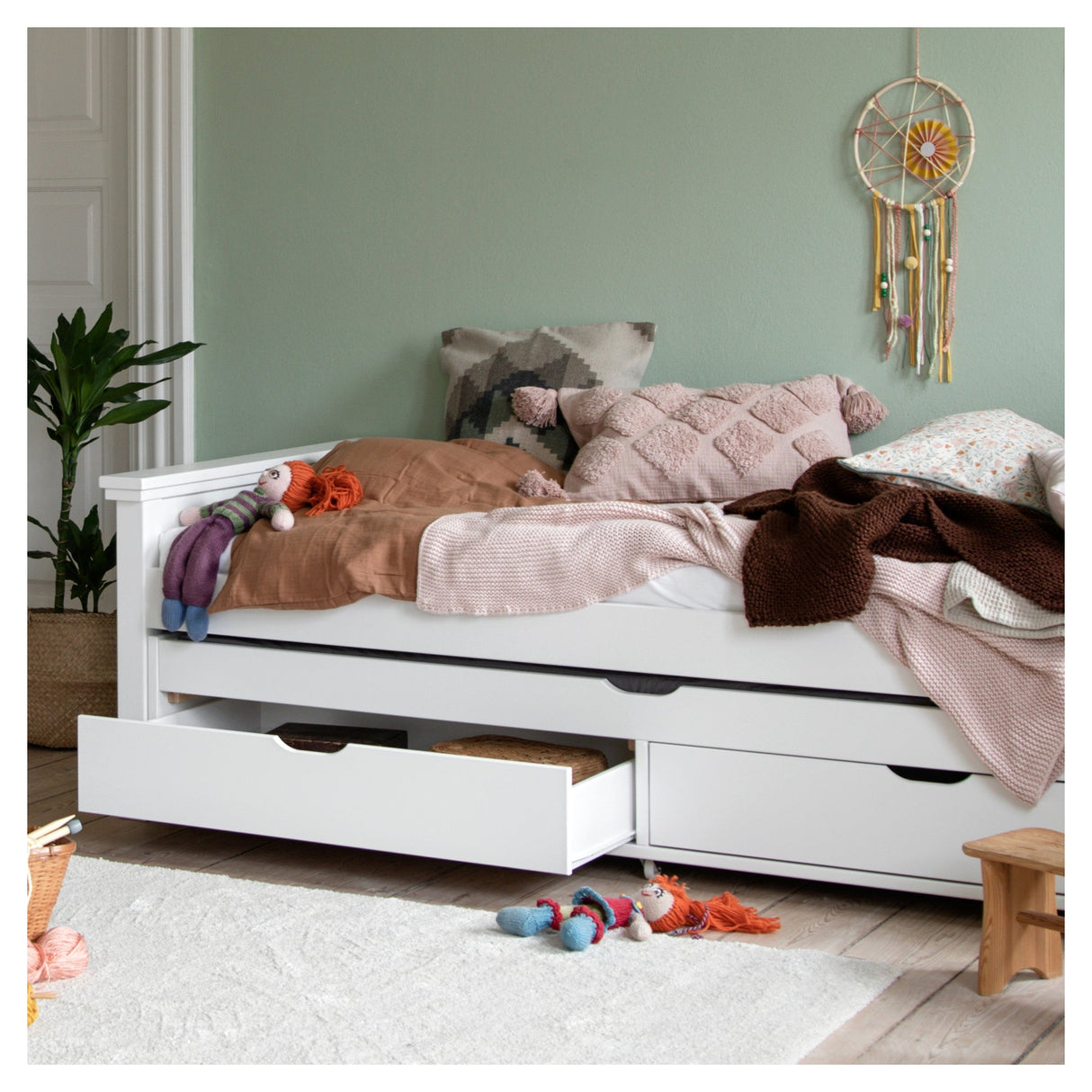 Maja Deluxe Junior Bed, 1 High and 1 Low Gable, 90x200cm, White