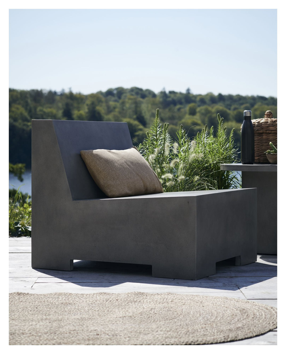 Loun Lounge Chair - Grey