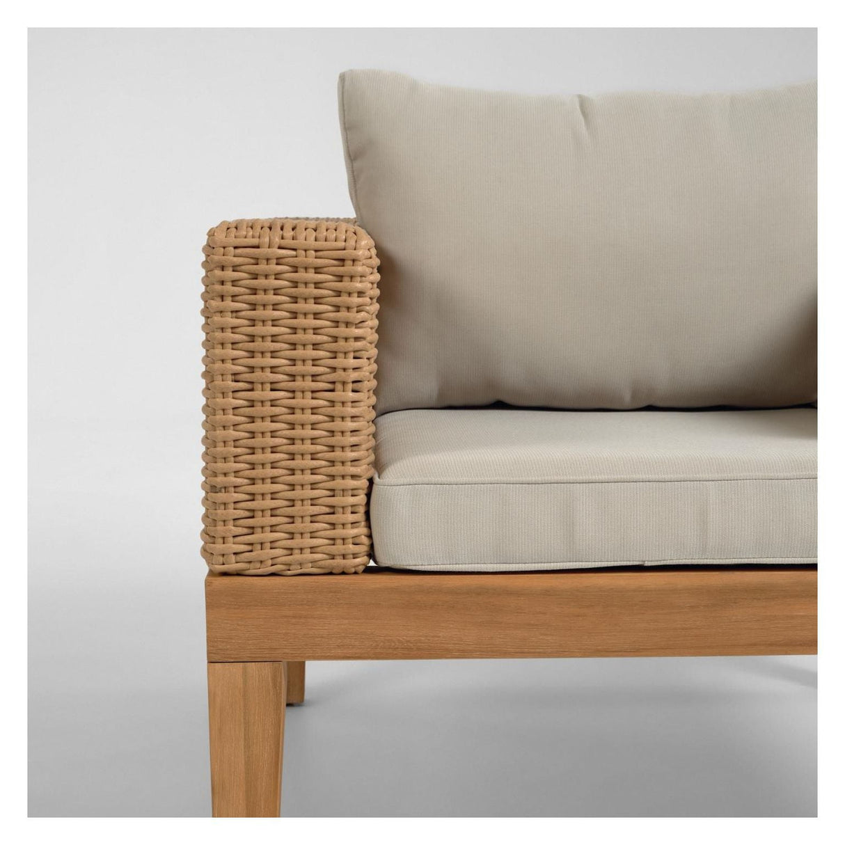 Giana lounge stol Acacia/Polyrattan