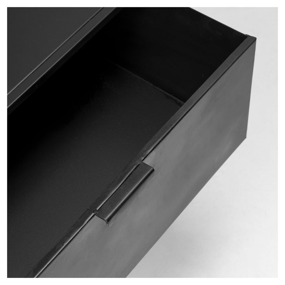 Shantay Shelf Black