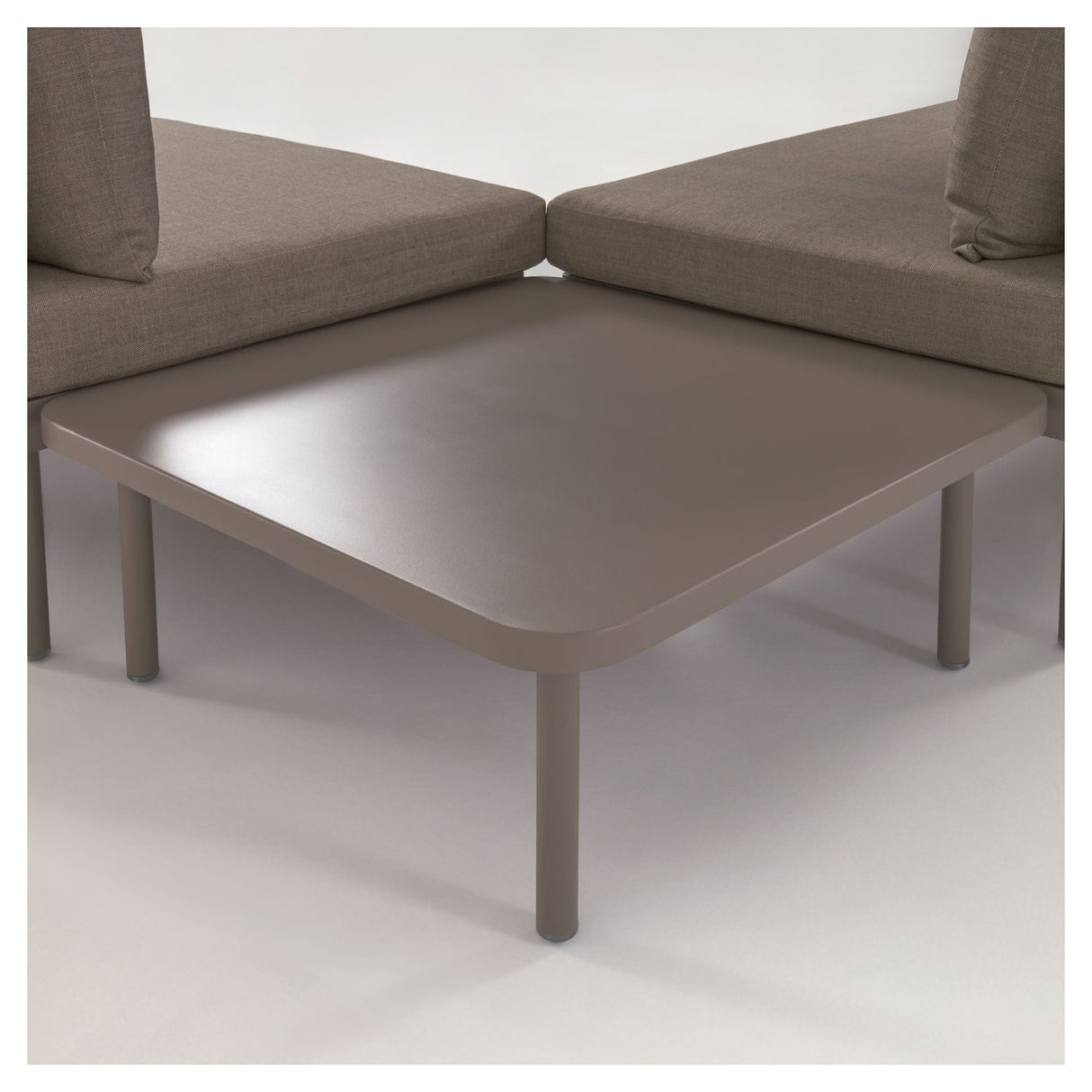 Zaltana Lounge Corner Soffa med bord, Matt Brown aluminium