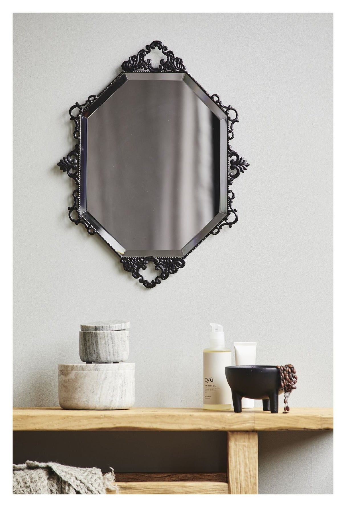 Nordal Larus Mirror - Black Frame