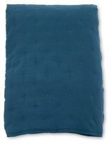 Sally Bedstrast 180x260 - Blue