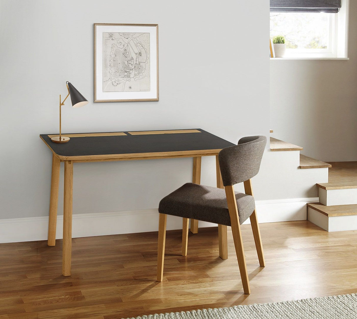 Woodman Kota Desk - svart